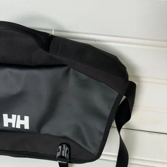 Helly Hansen Black Messenger Bag  Adjustable Shoulder Strap Broken Back Zipper - Picture 5 of 16